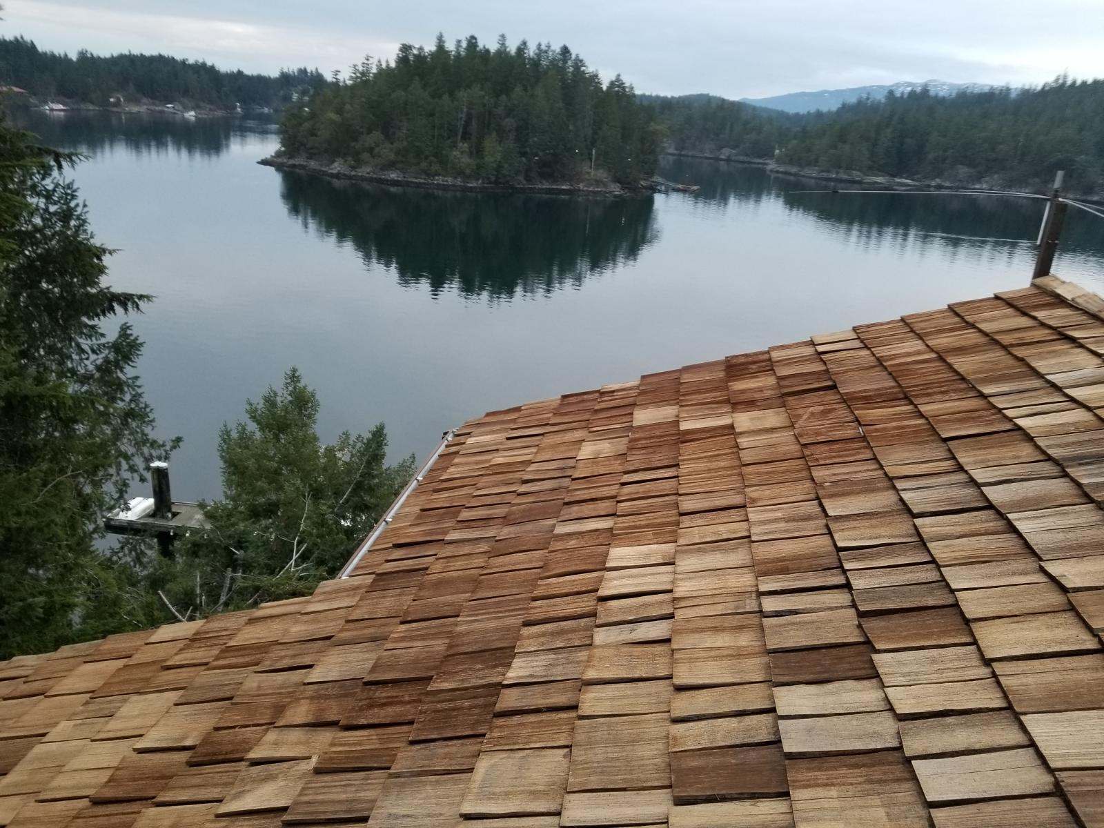 Shake and Shingle Roofs in Surrey, Delta, Langley, White rock, Richmond BC.